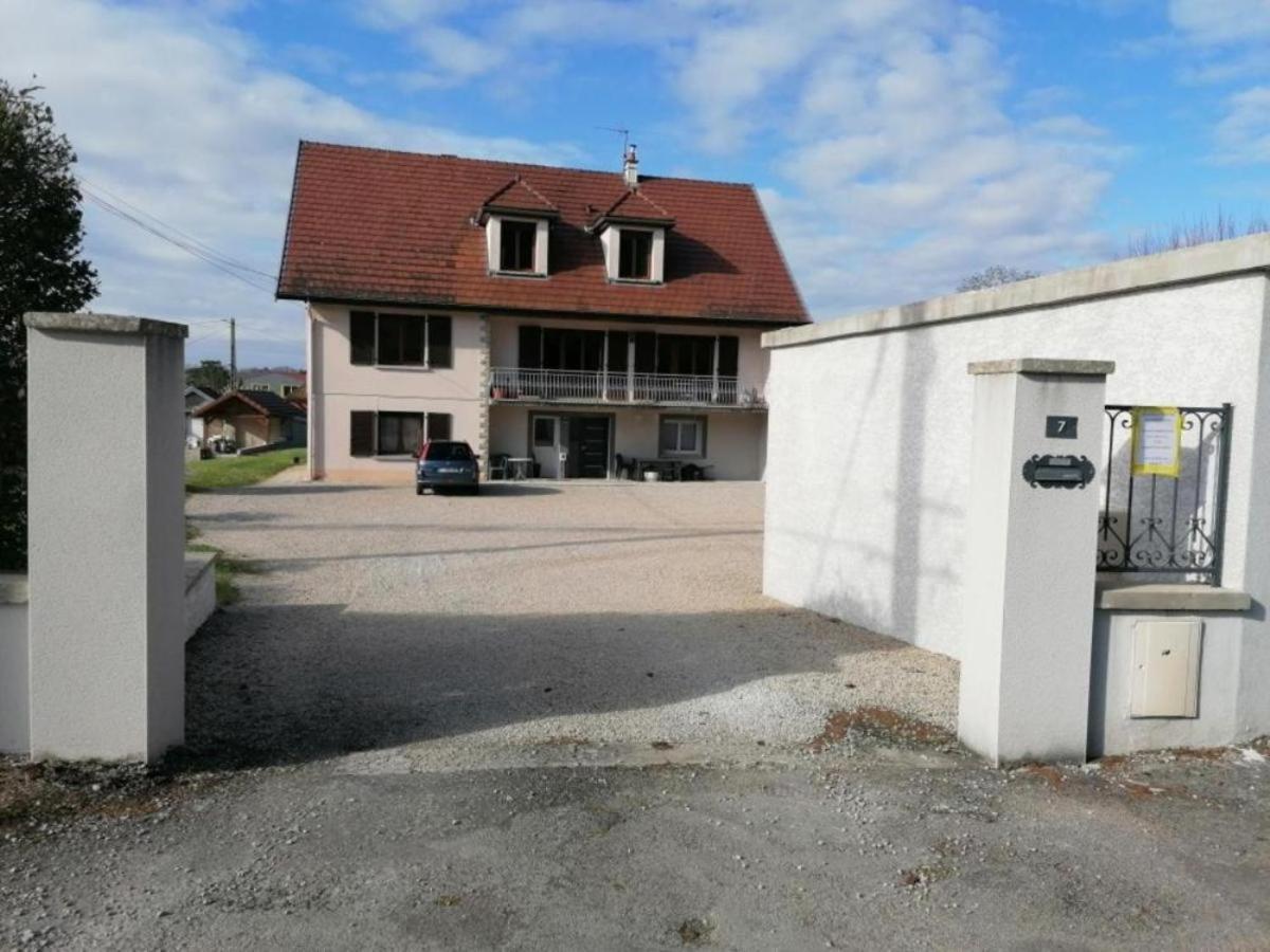 Chambre et table d'hôtes La Meule Poligny (Jura) Exterior foto